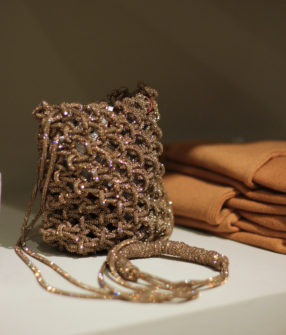 Bolsa Safira dourada